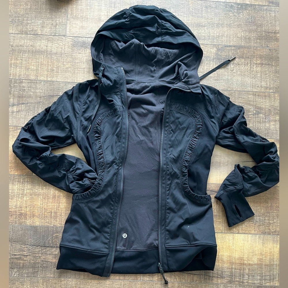 Lululemon jacket